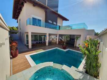 Casa disponível para locação no condomínio Ilha Di Capri em Bauru -SP.